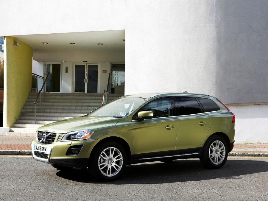  Volvo XC60 D5 2008 года  (UK) (фото 12 из 26)